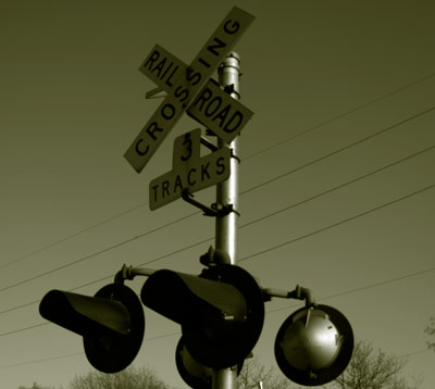 Railroad crossing by MXV
